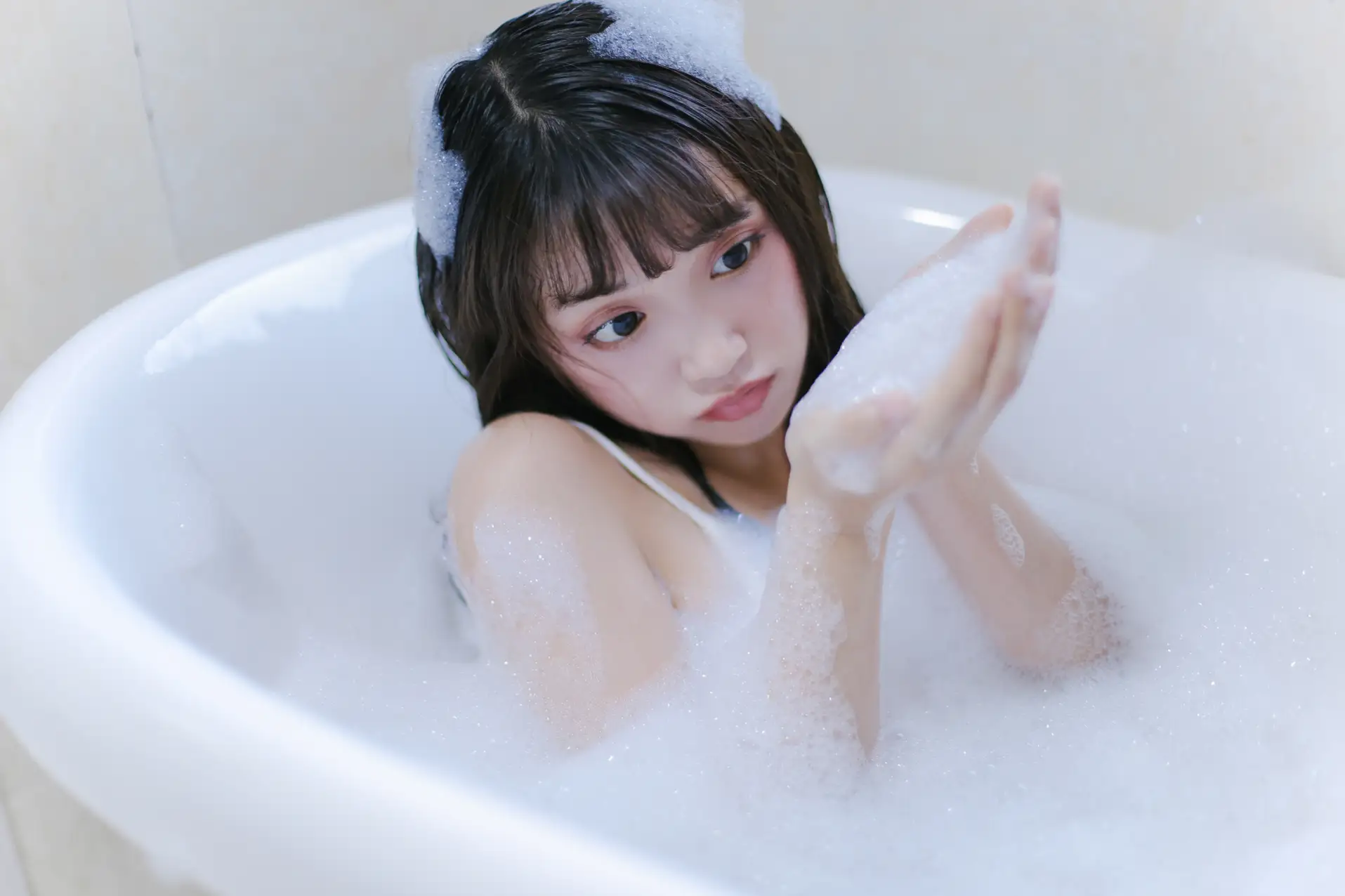 [YITUYU] 2022.08.25 Vol.1788 – Milk Bubble Bath a fish tail#[27P]-13